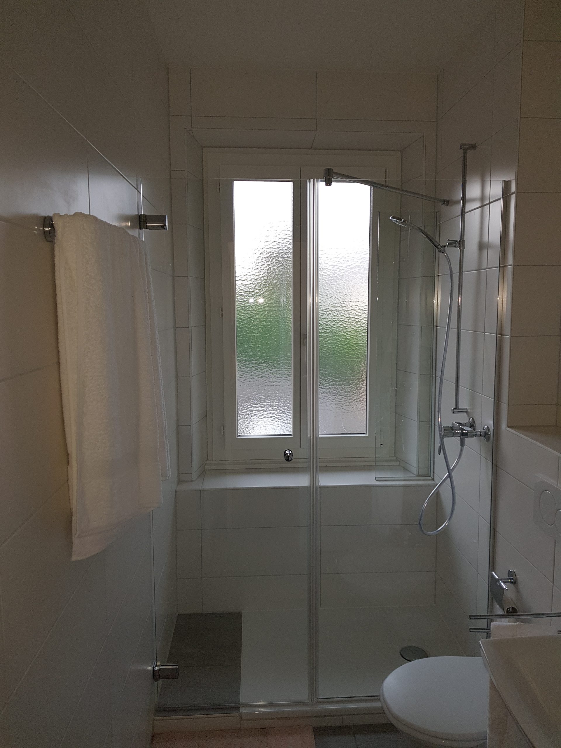 paroi de douche en niche